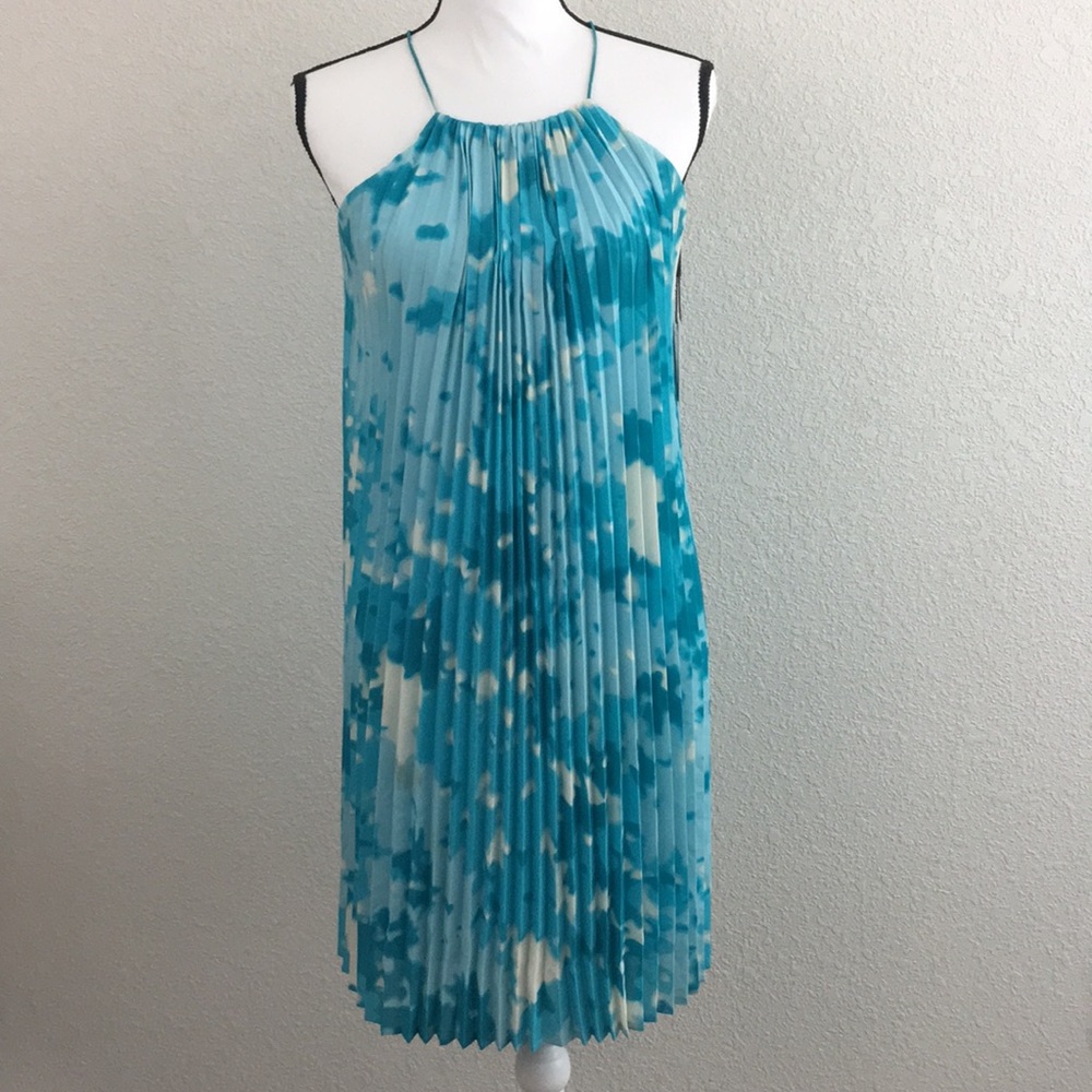 Calvin Klein pleated dress size 4 in calypso